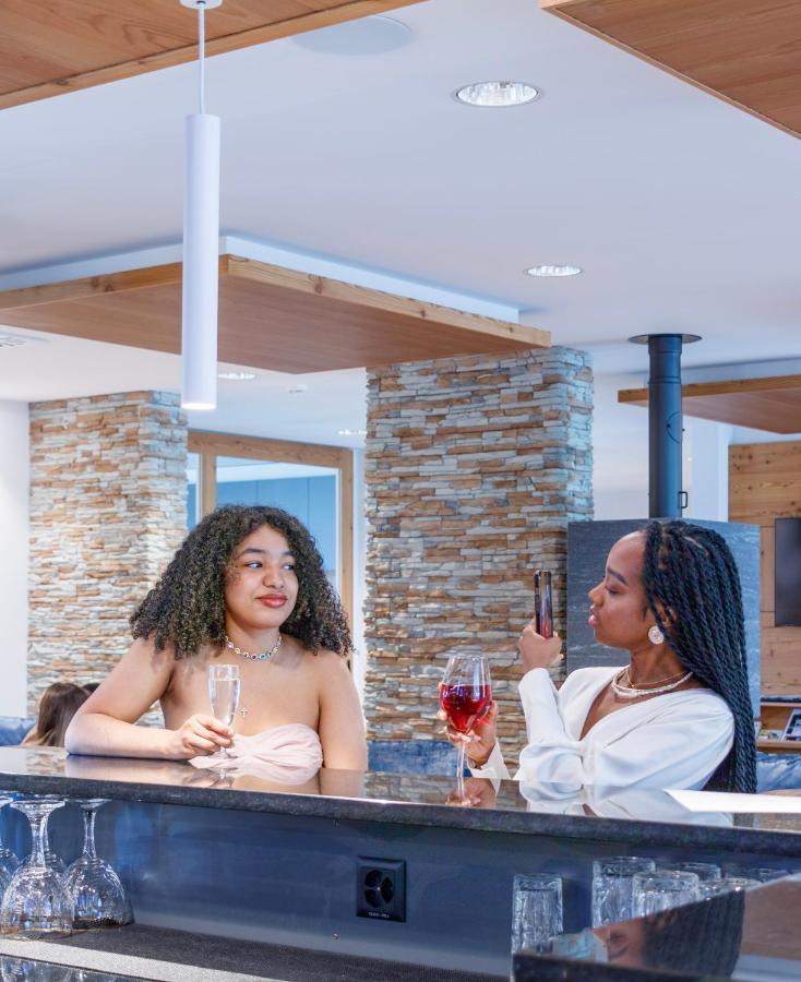 Boutique Hotel Corbetta - Spa 60M2 - La Montagne A 5 Minutes De L'Autoroute A12 Aux Paccots Sur Montreux - Nouveau Loft Familial - Profitez Du Lac Leman Et Des Montagnes En Meme Temps Les Paccots Exteriör bild