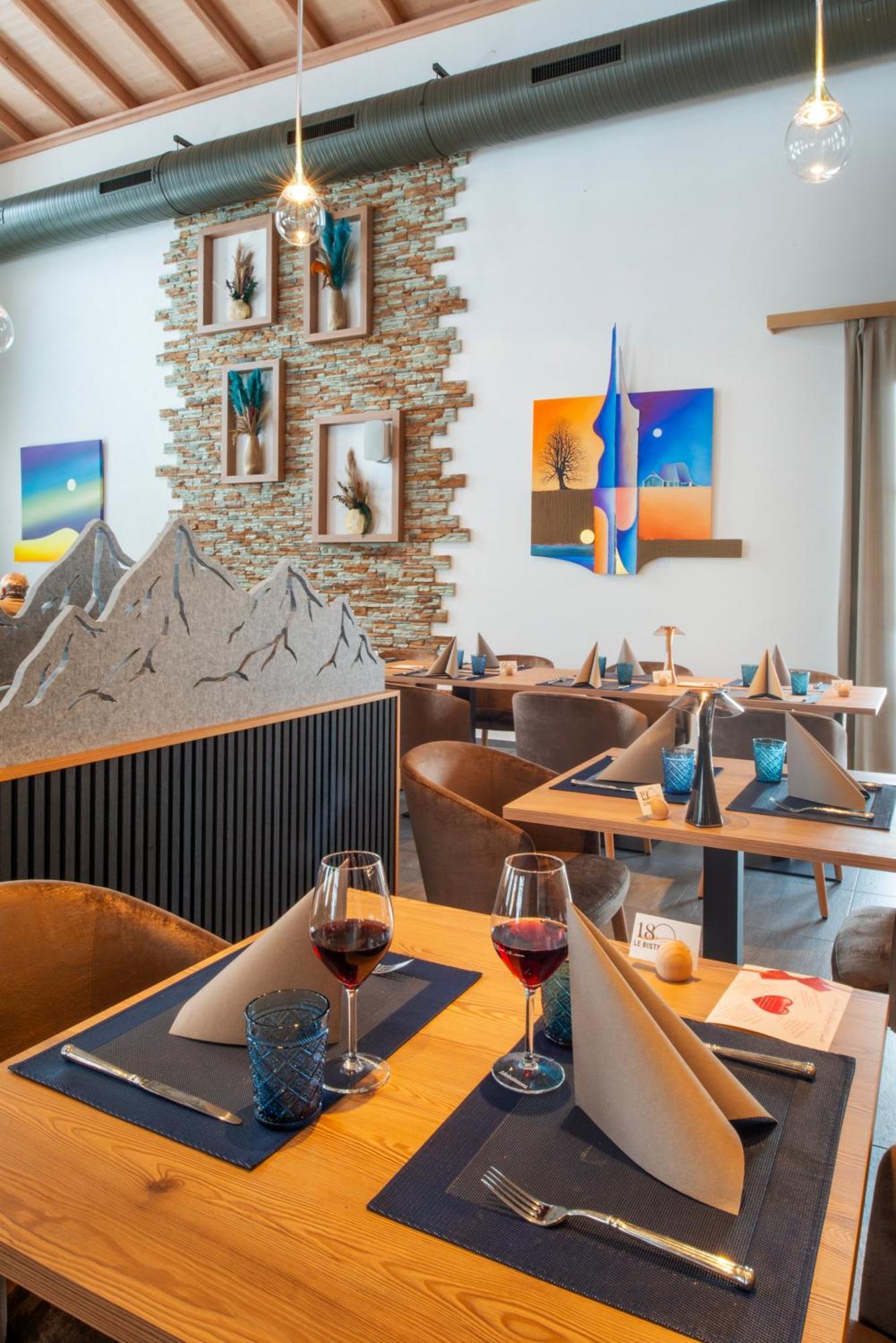 Boutique Hotel Corbetta - Spa 60M2 - La Montagne A 5 Minutes De L'Autoroute A12 Aux Paccots Sur Montreux - Nouveau Loft Familial - Profitez Du Lac Leman Et Des Montagnes En Meme Temps Les Paccots Exteriör bild